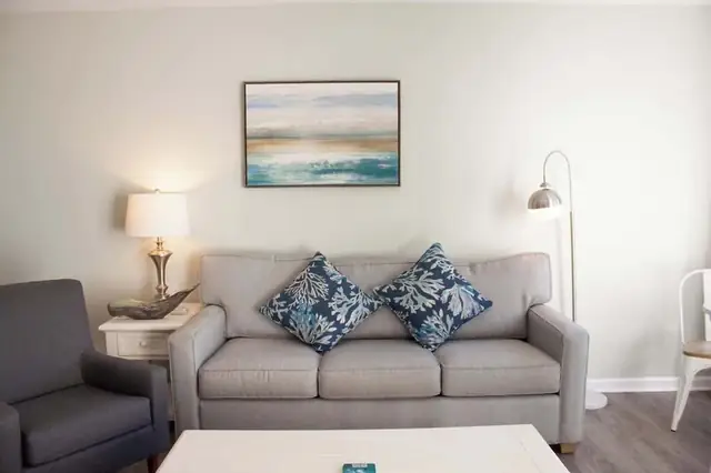 Living room at Beach Arbor 21